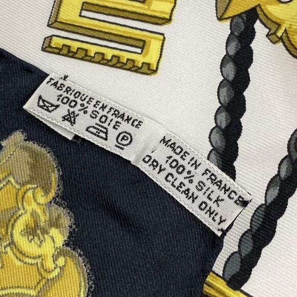 Hermes Scarf Carre 90 Black And White And Multi LES CLES Keys Silk - Picture 3 of 4